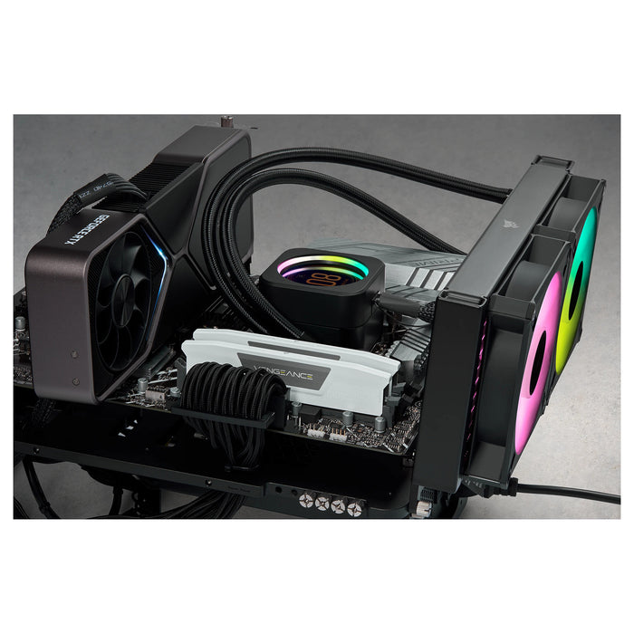 Corsair Vengeance CMK32GX5M2E6000Z36W memory module