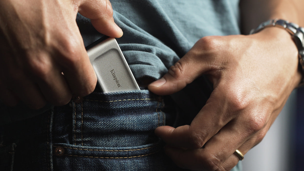 Kingston Technology XS2000